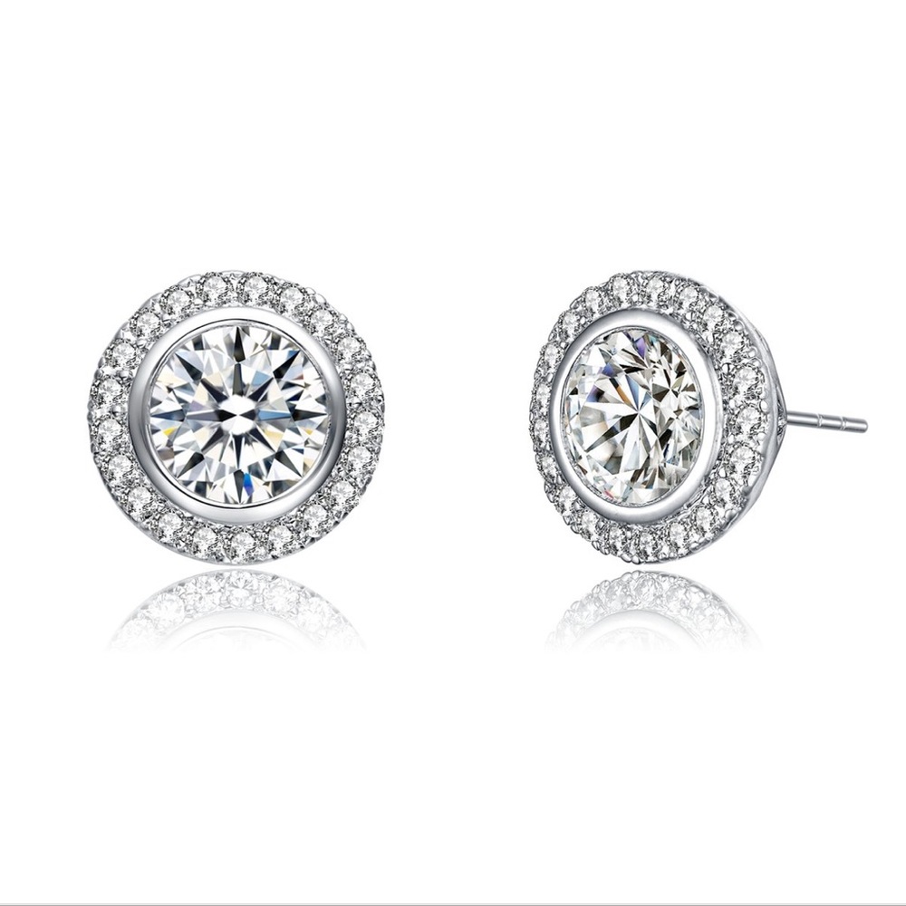 {NWOT} Genevive Pave Stud Earring, Silver